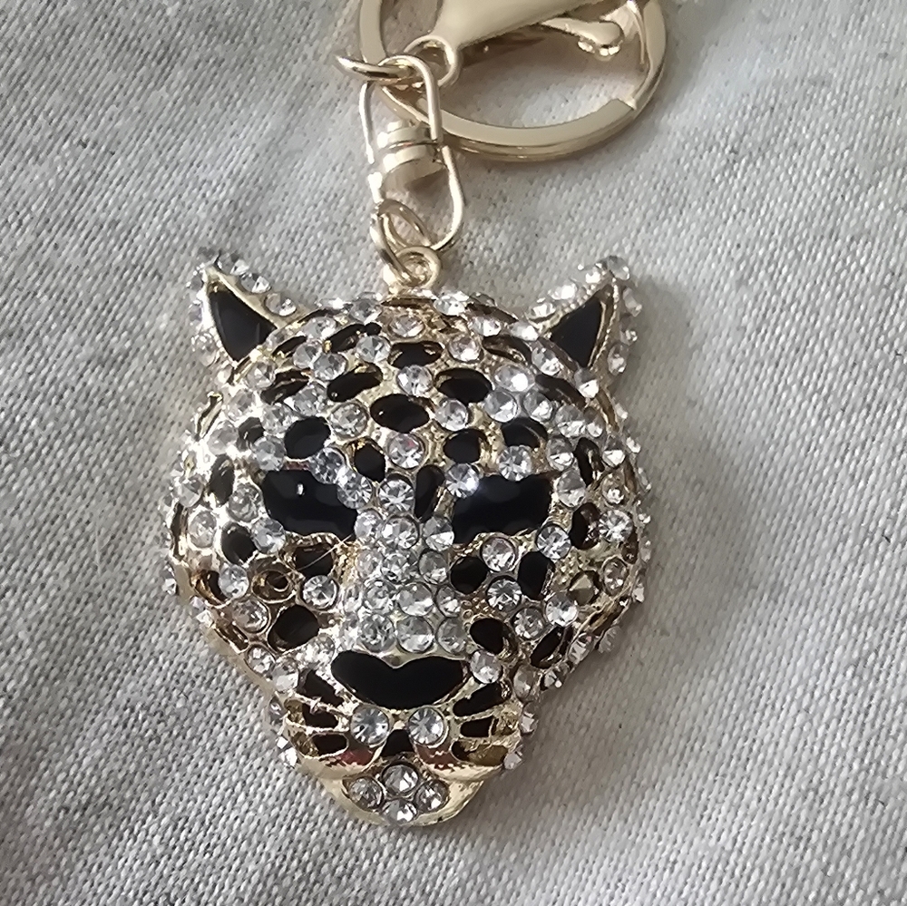Leopard 🐆 charm/Keychain New - Picture 3 of 5